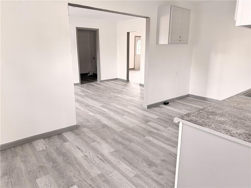 405 E 3rd Street — photo 8