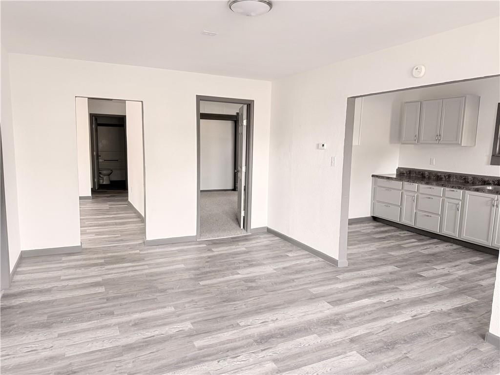405 E 3rd Street — photo 10