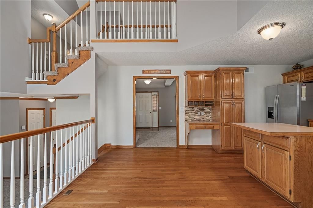 Photo 8 of 26 - 4309 NE Blue Jay Circle