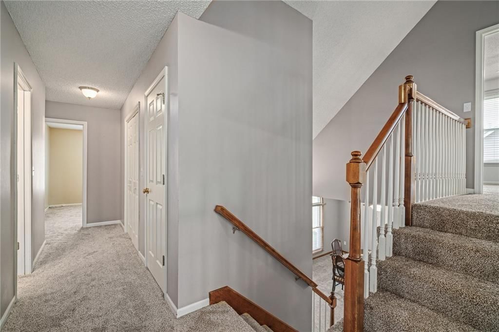 Photo 16 of 26 - 4309 NE Blue Jay Circle