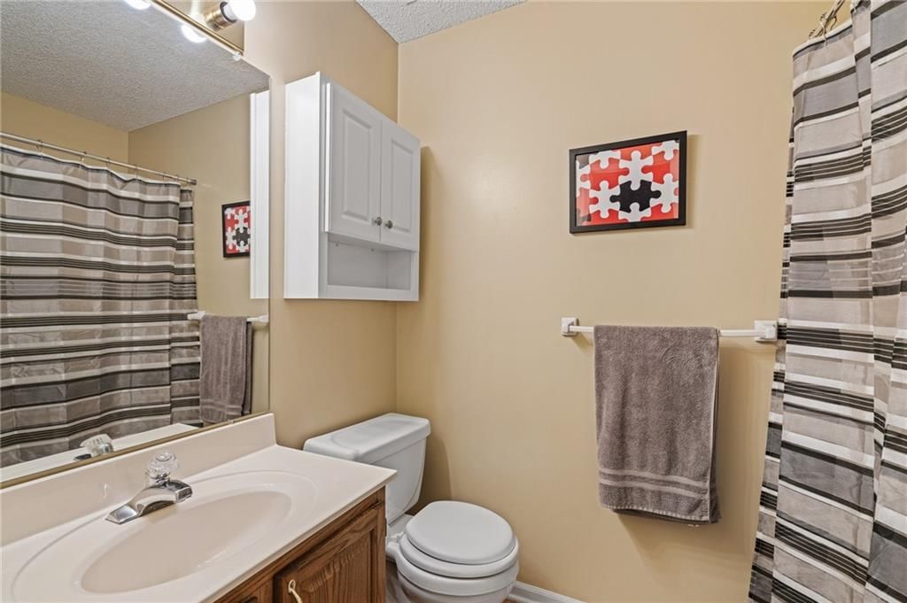 Photo 18 of 26 - 4309 NE Blue Jay Circle