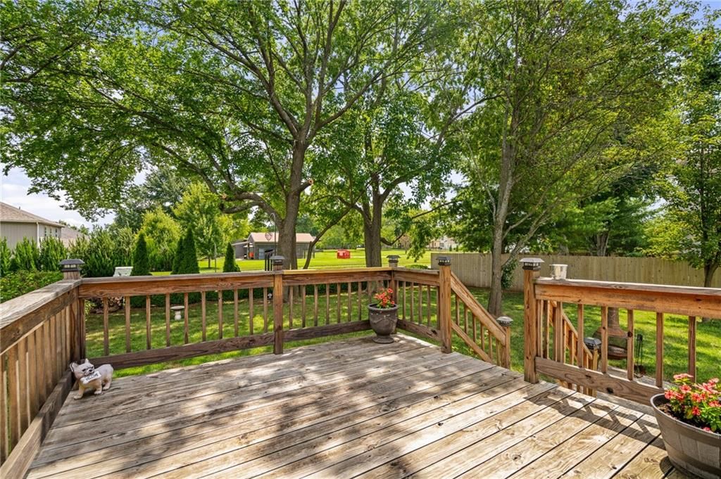 Photo 23 of 26 - 4309 NE Blue Jay Circle