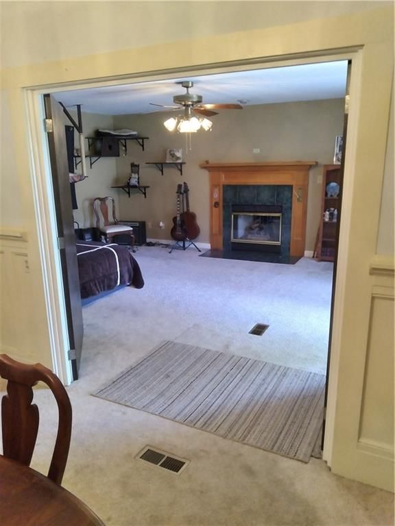 220 E McCarty Street — photo 17