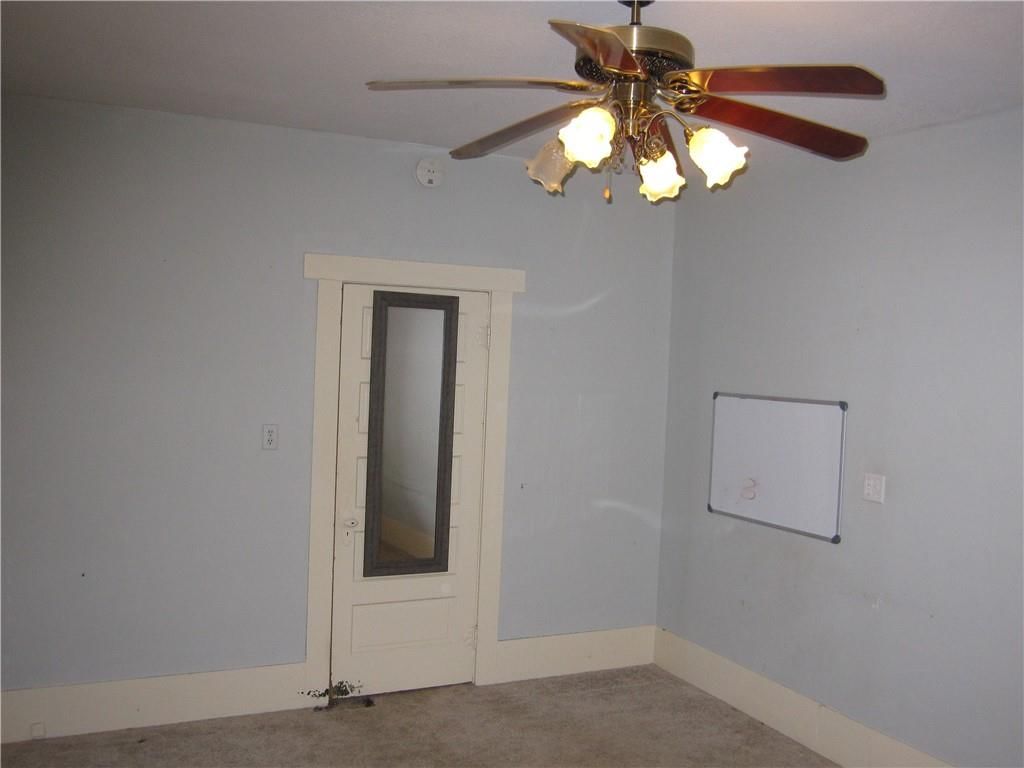220 E McCarty Street — photo 30