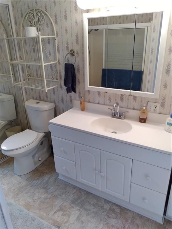 220 E McCarty Street — photo 34