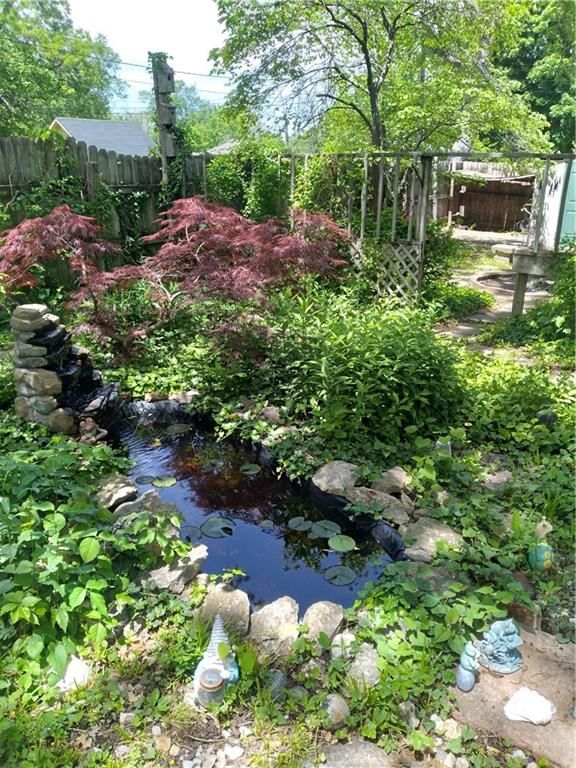 220 E McCarty Street — photo 45