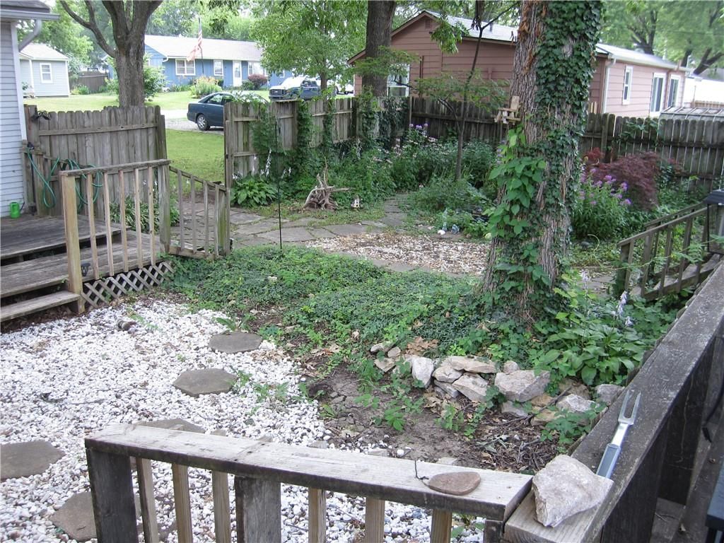 220 E McCarty Street — photo 48