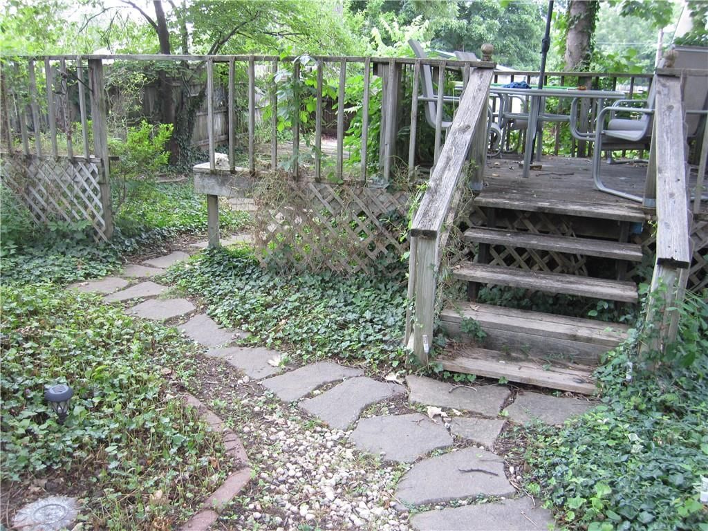 220 E McCarty Street — photo 49