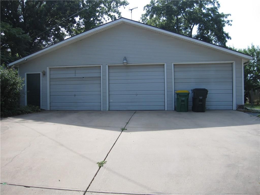 220 E McCarty Street — photo 61