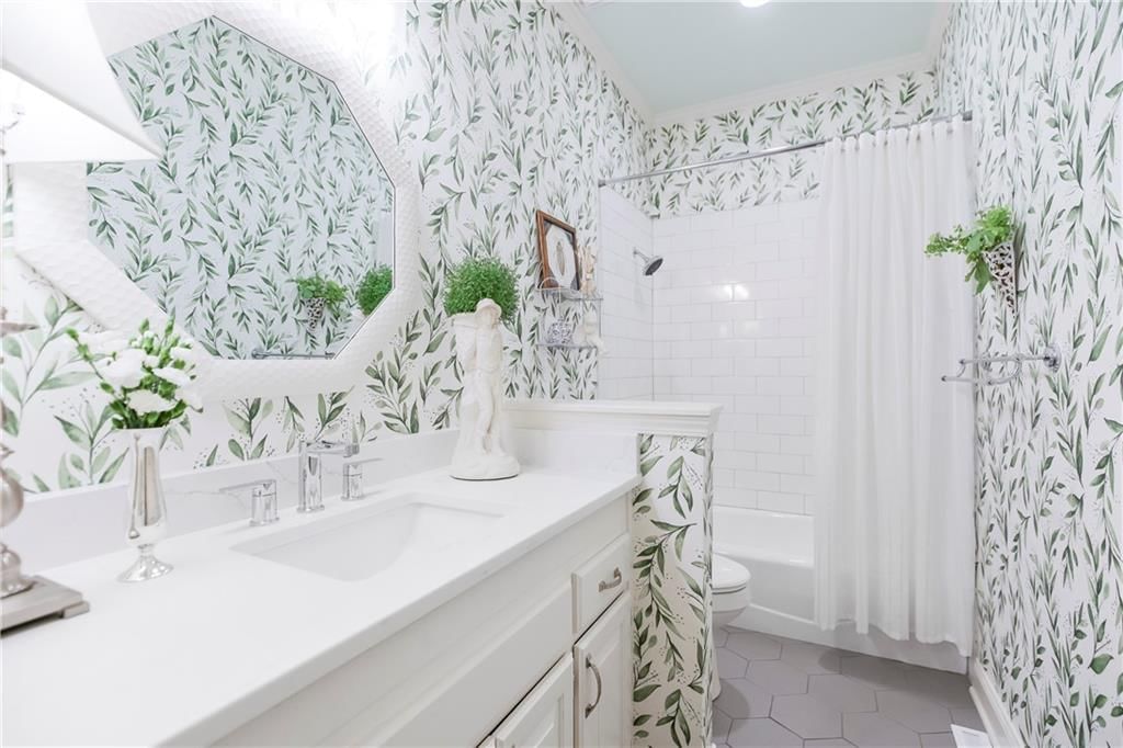 12313 England Street — photo 23