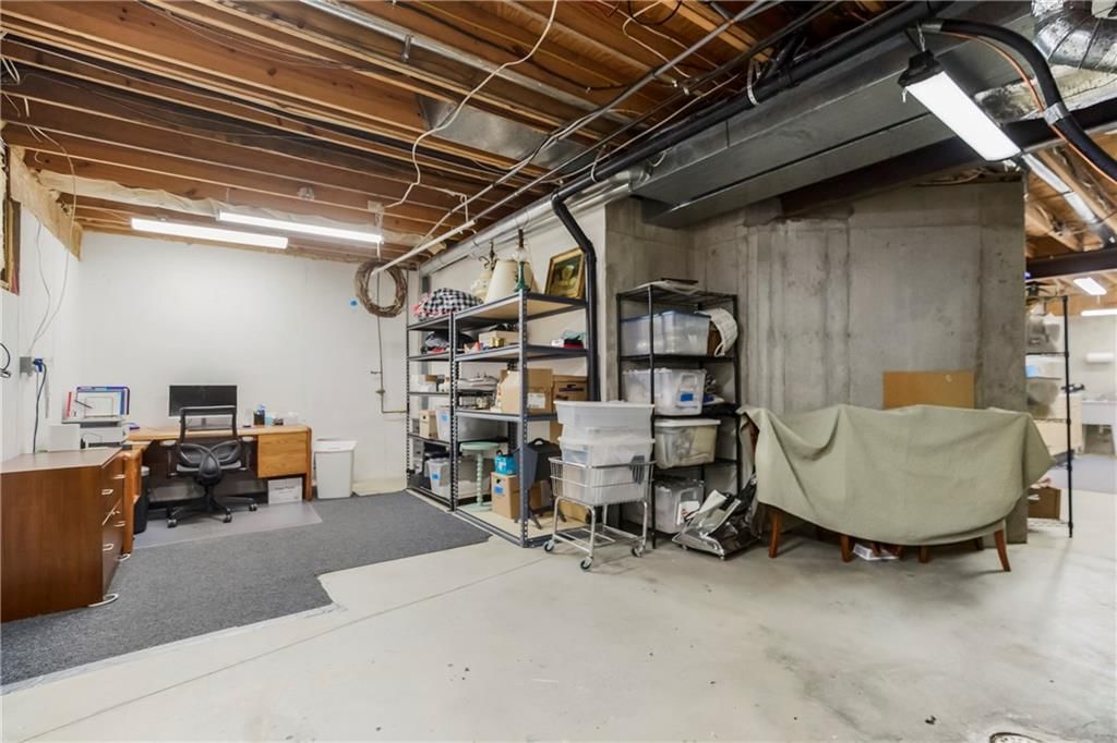 12313 England Street — photo 33