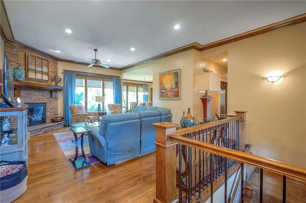 Photo 9 of 68 - 1605 NE 94th Street
