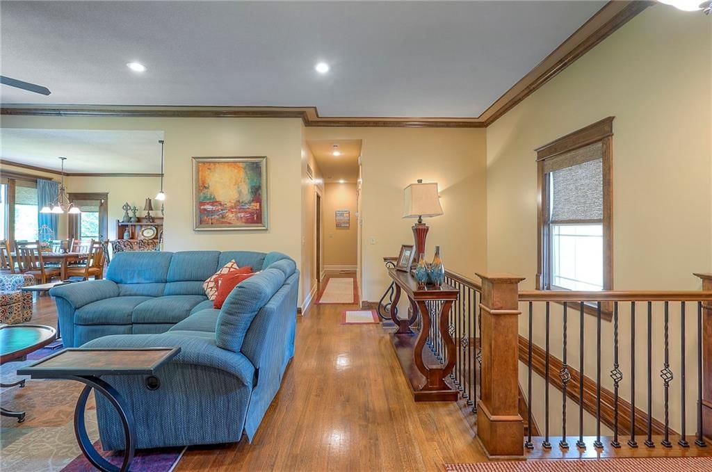 Photo 10 of 68 - 1605 NE 94th Street