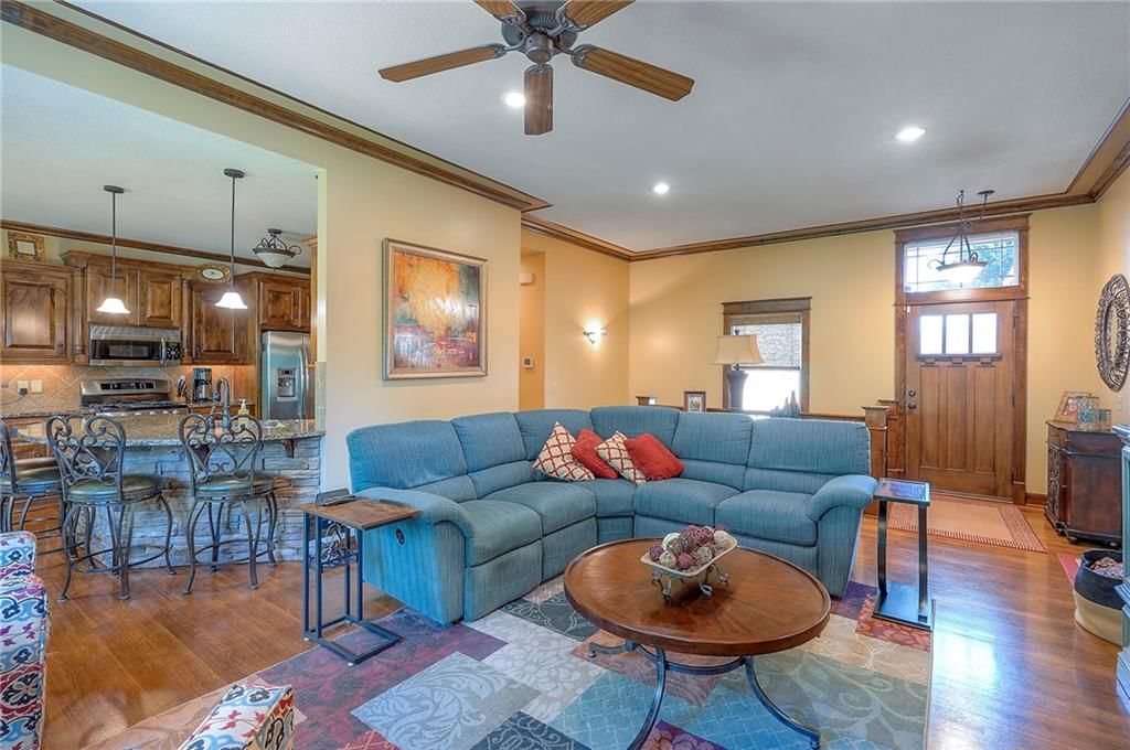 Photo 13 of 68 - 1605 NE 94th Street