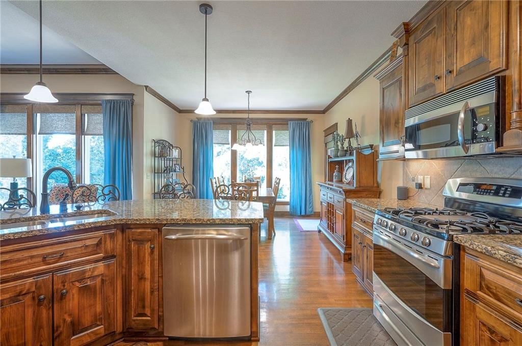 Photo 23 of 68 - 1605 NE 94th Street