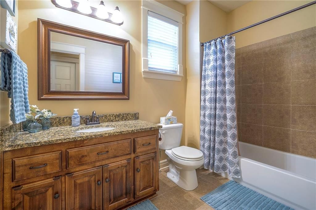 Photo 27 of 68 - 1605 NE 94th Street