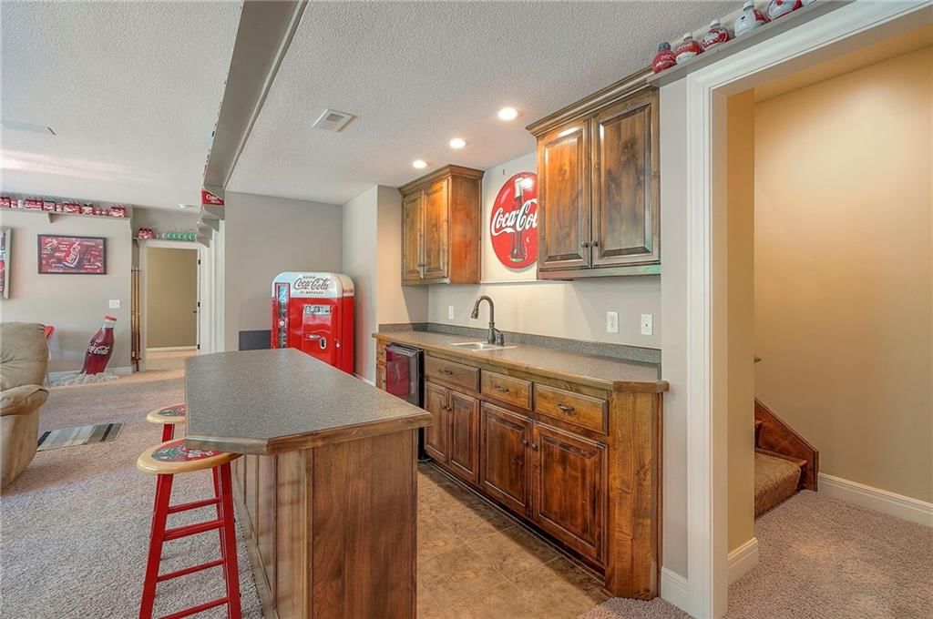 Photo 39 of 68 - 1605 NE 94th Street