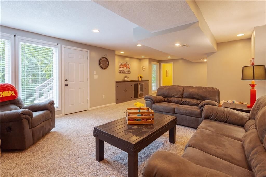 6352 NOBLE Street — photo 33