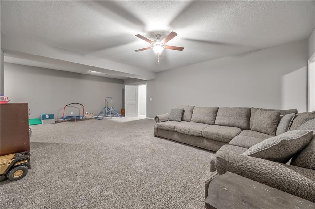 Photo 25 of 30 - 4246 Lakeview Terrace