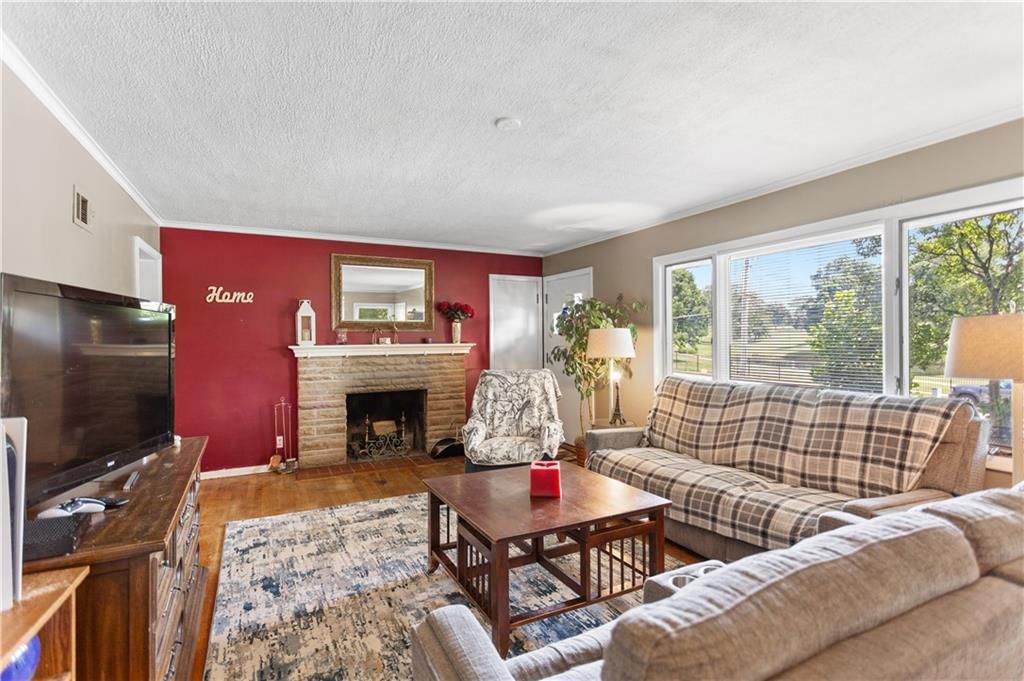 7930 W 67th Street — photo 15