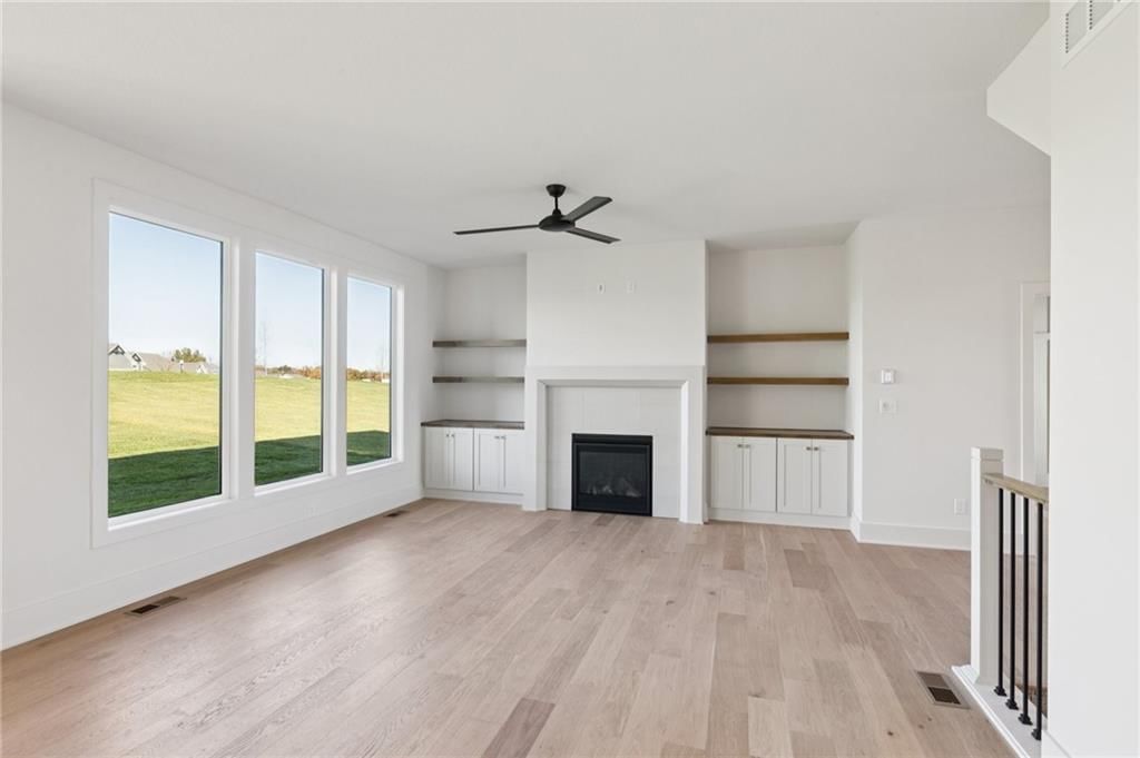 1916 Longview Drive — photo 14