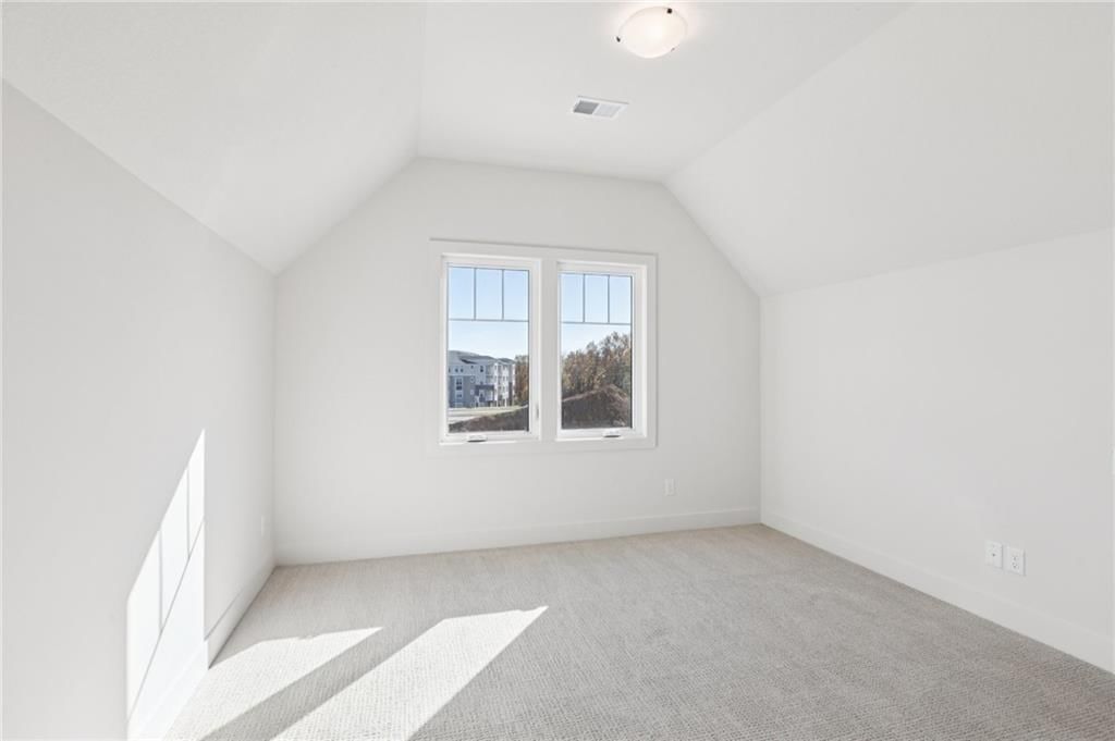 1916 Longview Drive — photo 33