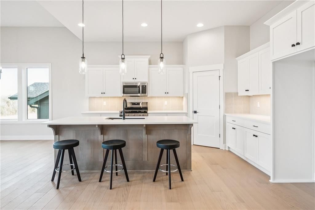 2156 Black Walnut Drive — photo 9