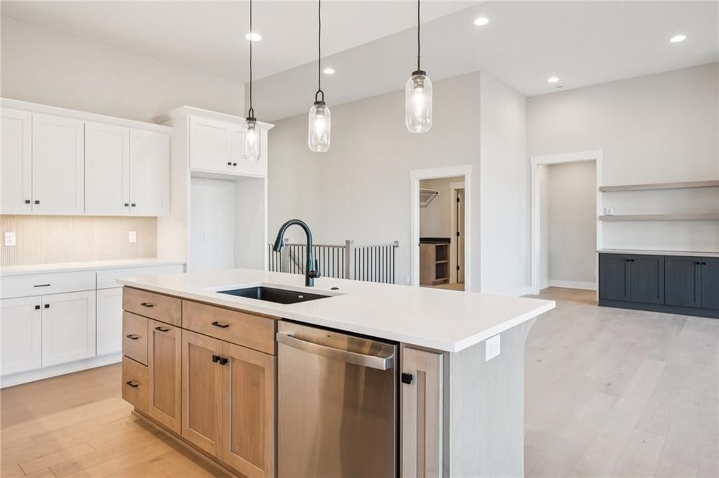 2156 Black Walnut Drive — photo 12