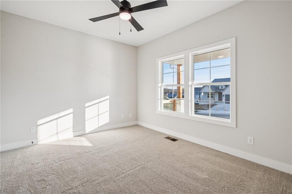 2156 Black Walnut Drive — photo 18