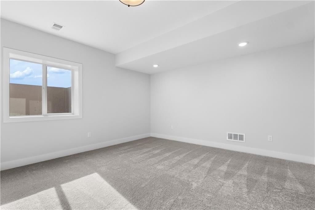 17148 S Barstow Street — photo 36