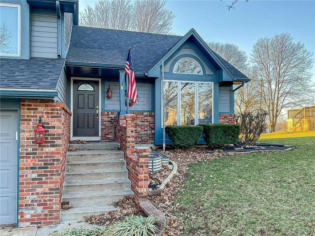 1645 E Timber Ridge Drive — photo 3