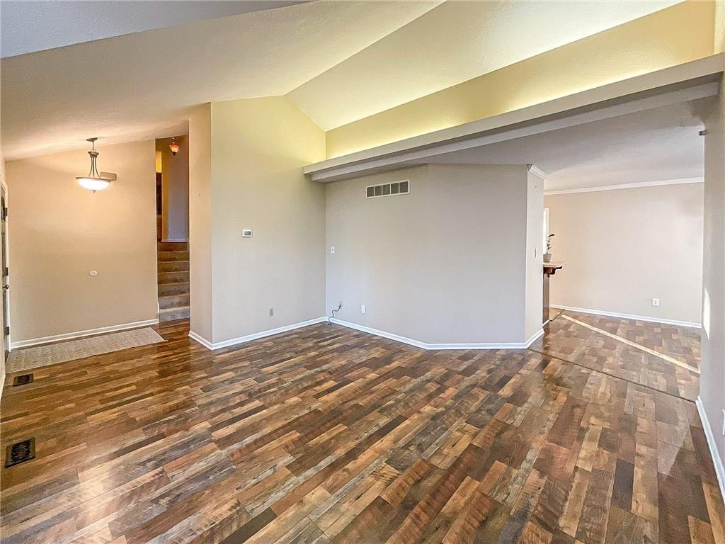 1645 E Timber Ridge Drive — photo 9