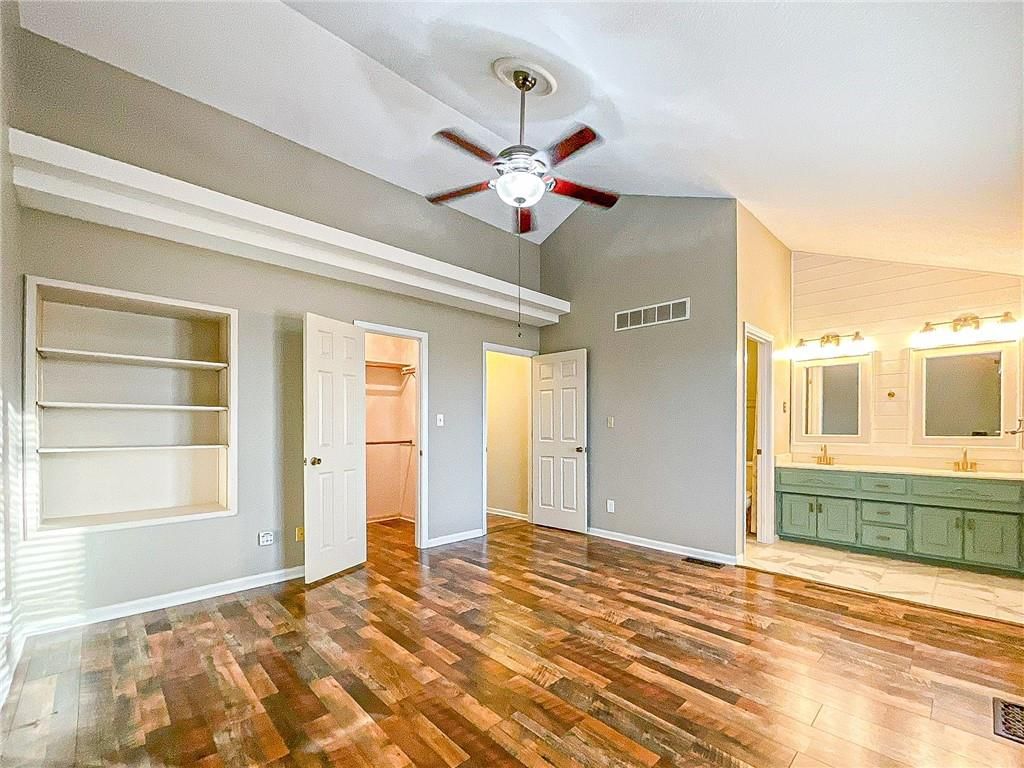 1645 E Timber Ridge Drive — photo 32