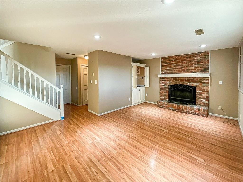 1645 E Timber Ridge Drive — photo 42