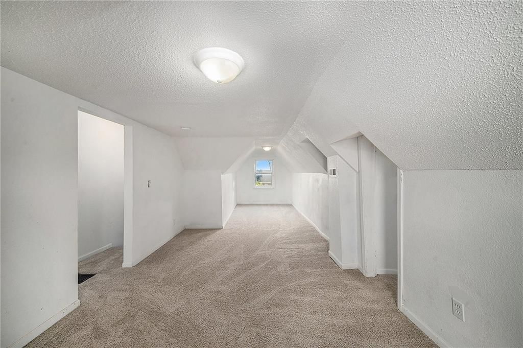 1500 Waverly Avenue — photo 14