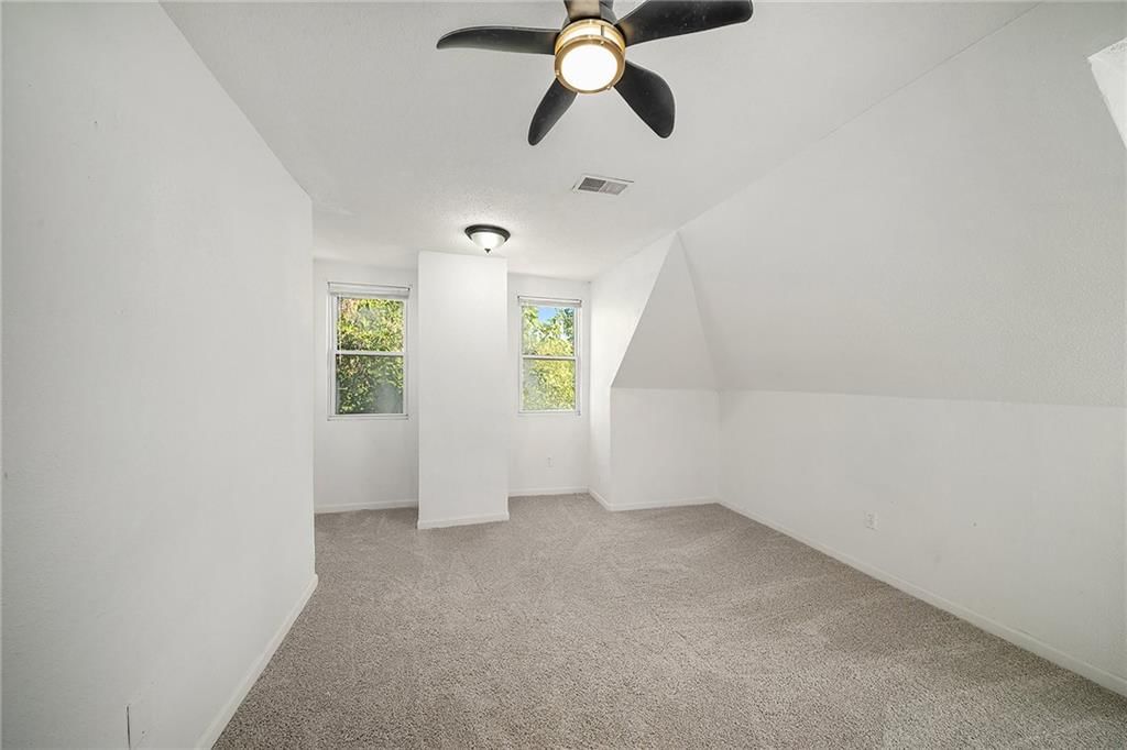 1500 Waverly Avenue — photo 16