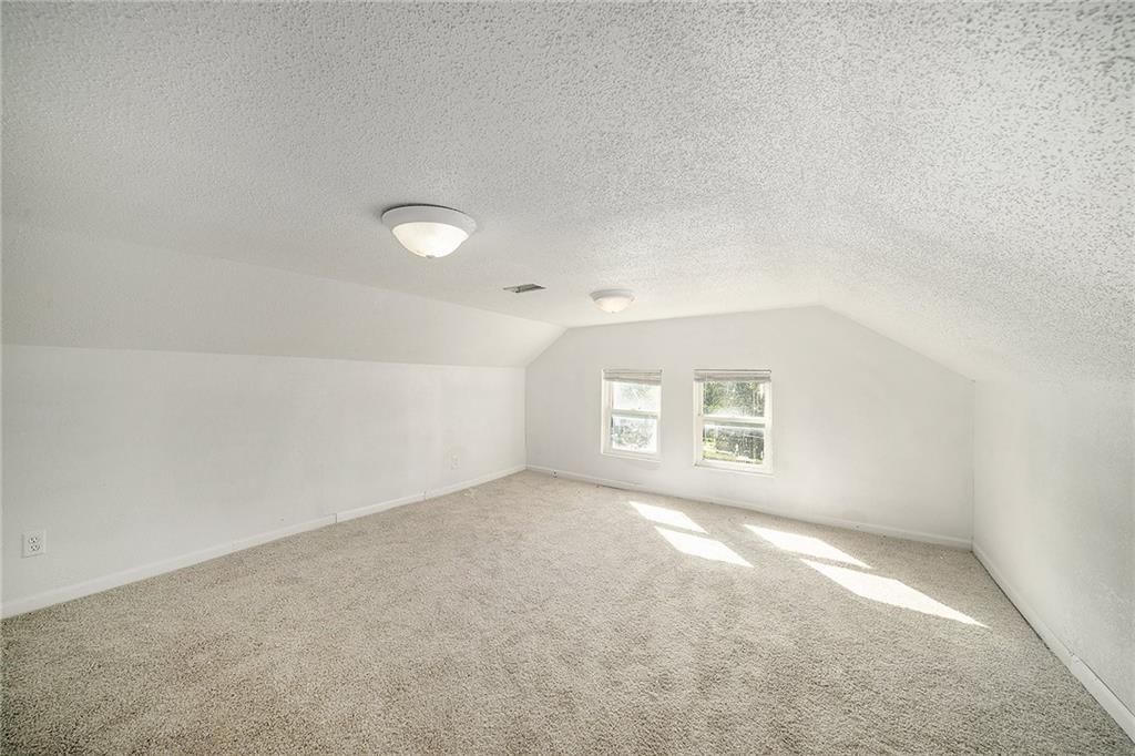 1500 Waverly Avenue — photo 17