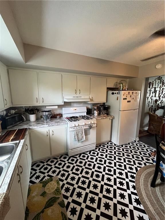 Photo 14 of 30 - 1835-1837 N 77th Street
