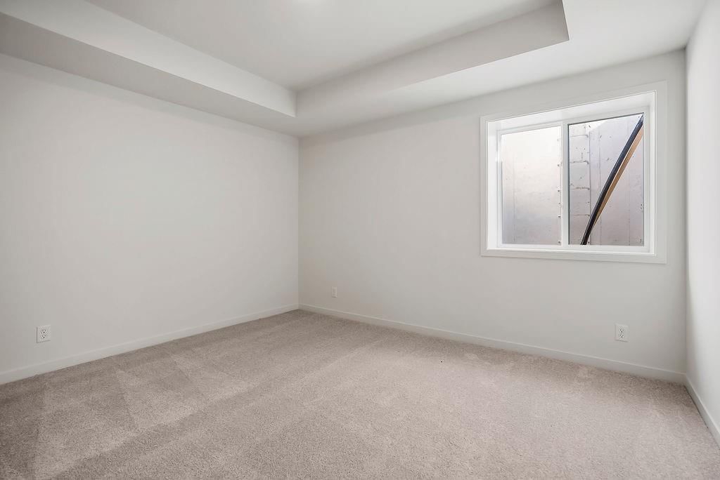 18221 W 168th Terrace — photo 32