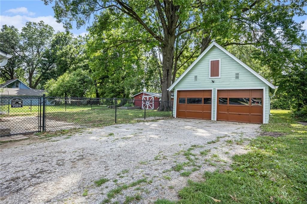 3600 Hunter Avenue — photo 19
