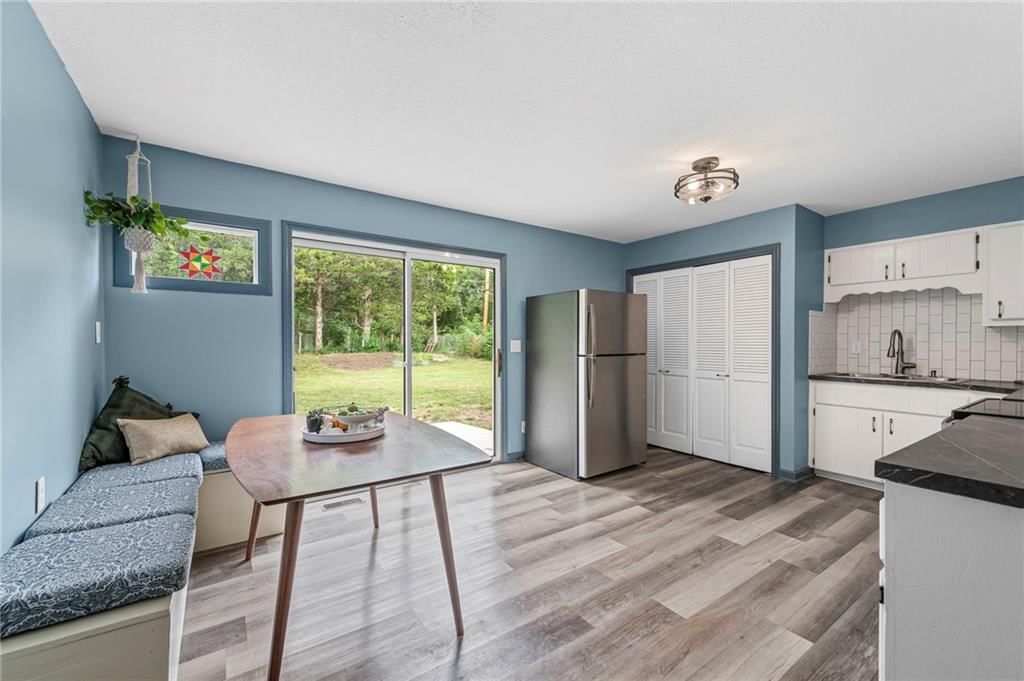Photo 7 of 25 - 1520 E 18th Street