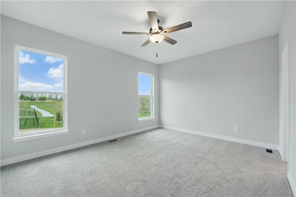2433 NW Sunnyvale Court — photo 9