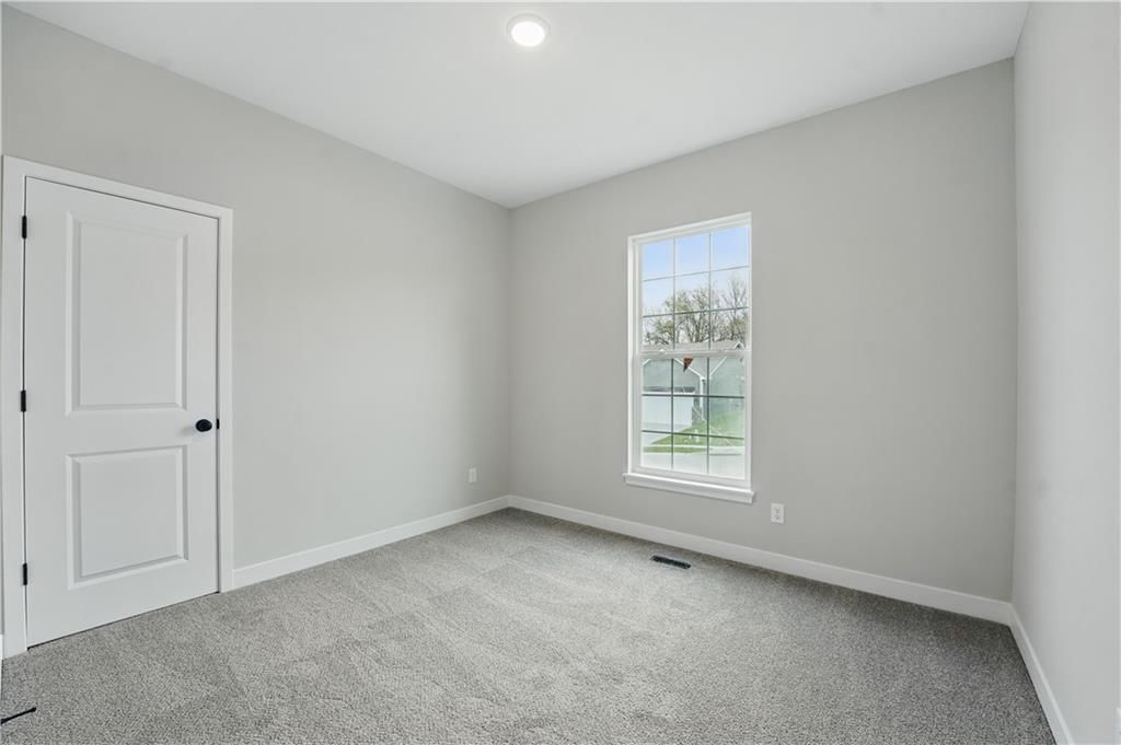 2433 NW Sunnyvale Court — photo 14