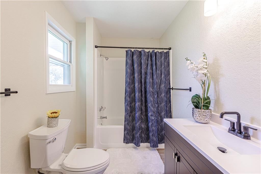 111 W 16th Street — photo 23