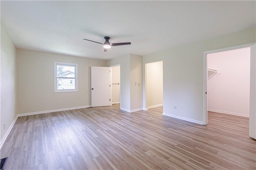 111 W 16th Street — photo 25