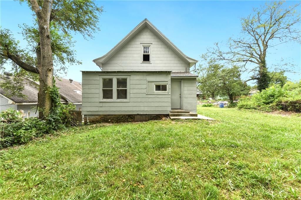 1617 Belmont Avenue — photo 19