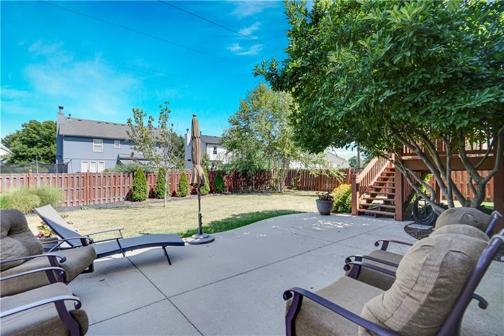 Photo 21 of 25 - 16113 S COLE Street