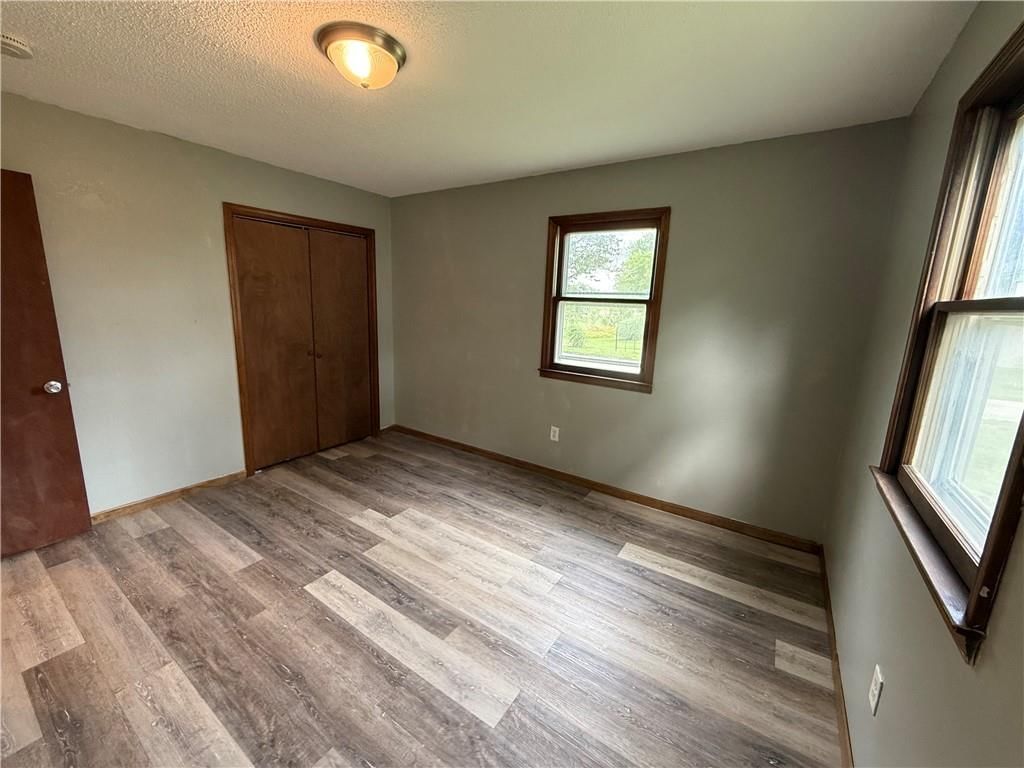 Photo 6 of 15 - 602 Dunnington Street