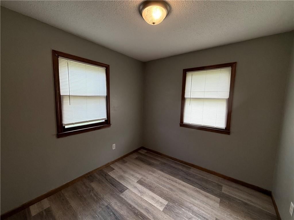 Photo 9 of 15 - 602 Dunnington Street