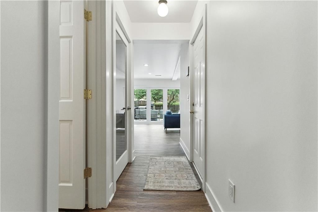 12847 Pembroke Circle — photo 37